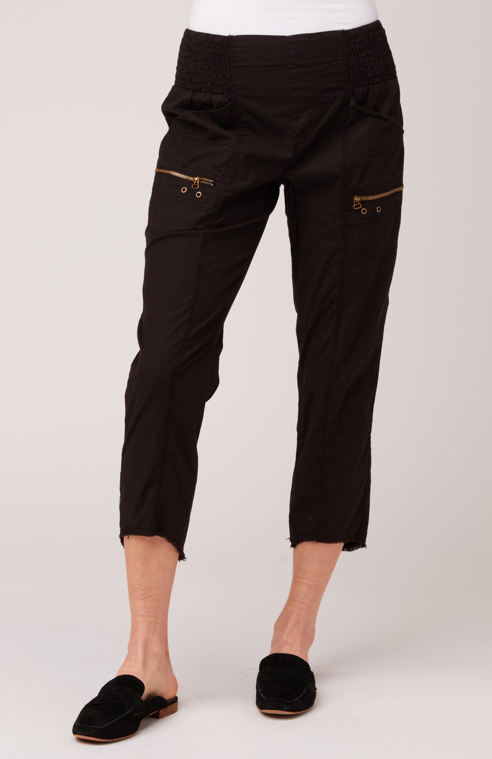 Black cropped cotton pant with zippered pockets - Tru Blue Boutique