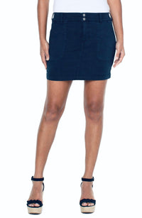 The look of a skirt with great coverage thanks to the comfortable spandex shorts underneath. 